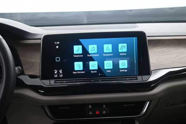Used 2024 Volkswagen Atlas SE FWD image 10