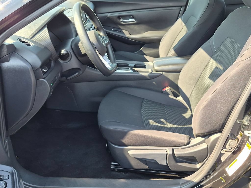 Used 2023 Nissan Sentra S FWD image 11