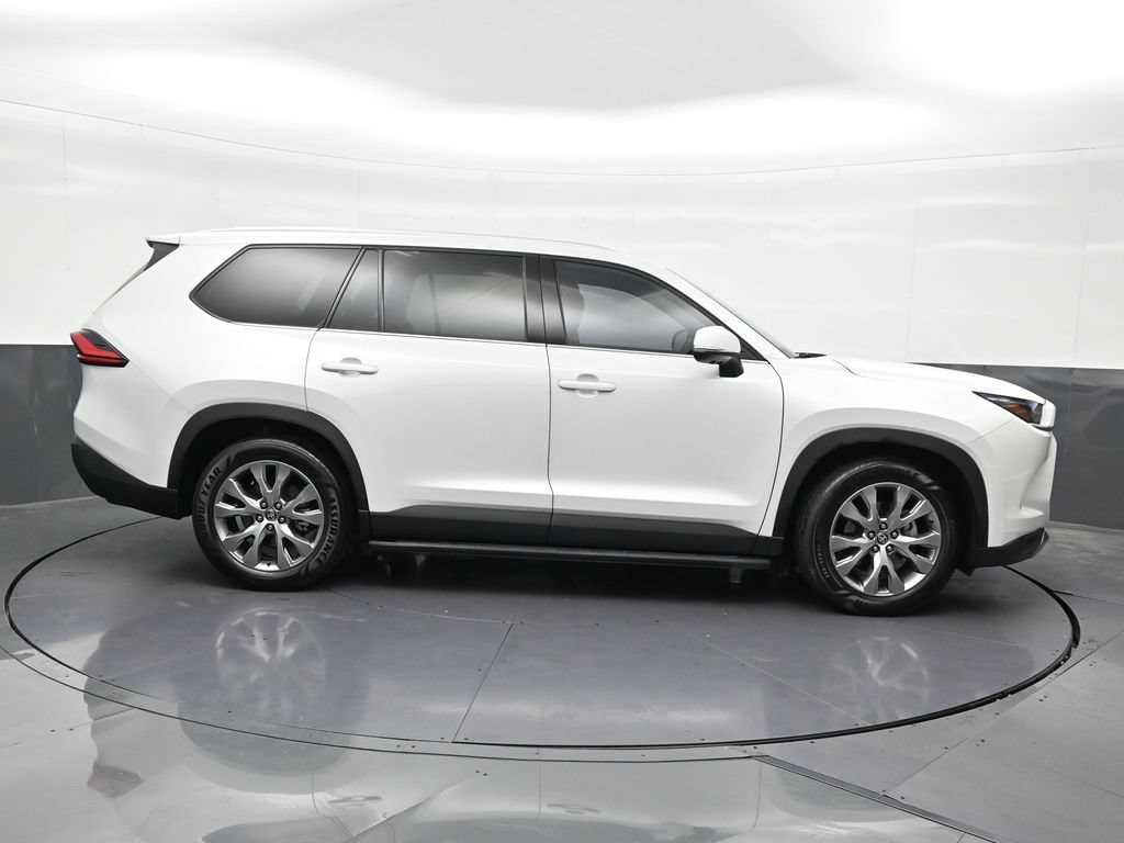 Used 2024 Toyota Grand Highlander AWD Hybrid image 7
