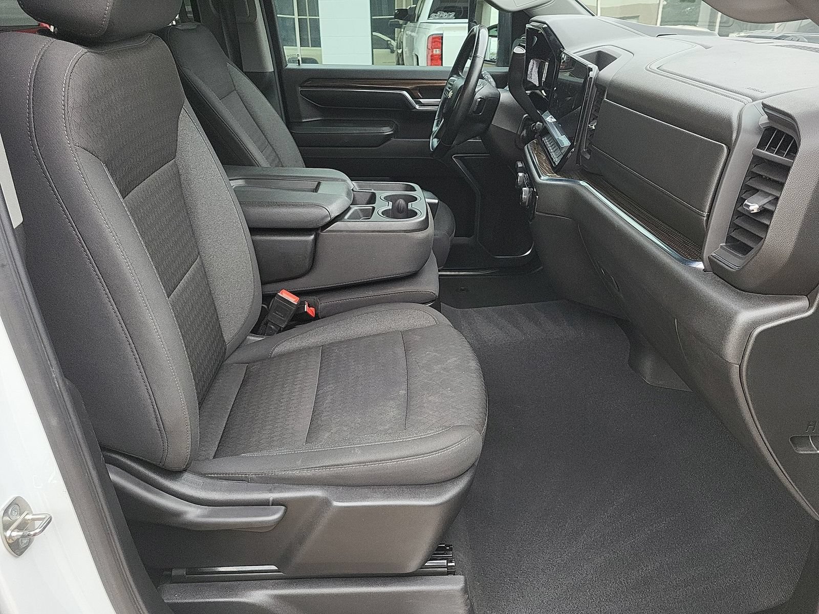 Certified 2024 Chevrolet Silverado 2500 LT AWD/4WD image 26