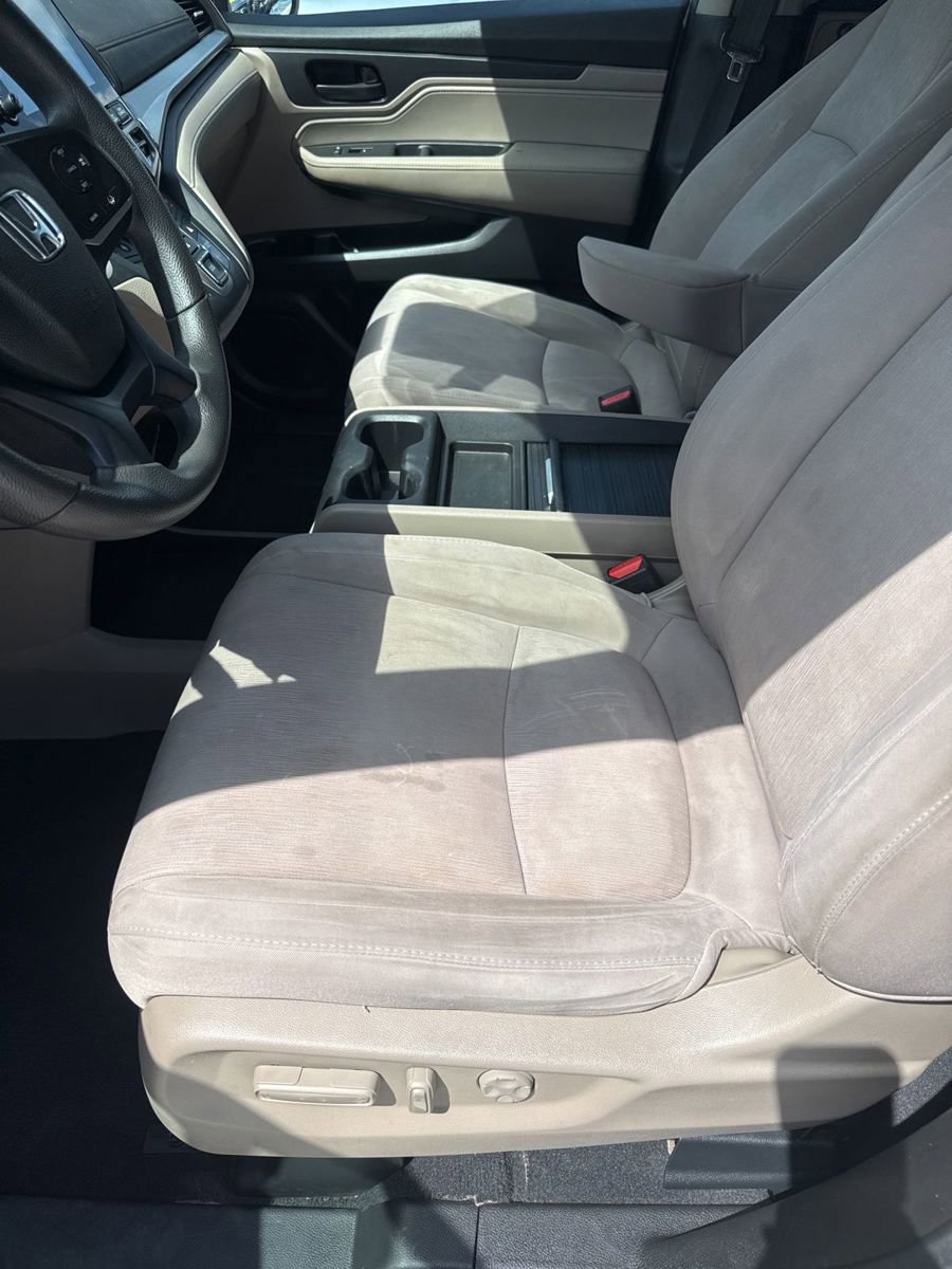 Used 2018 Honda Odyssey EX image 17