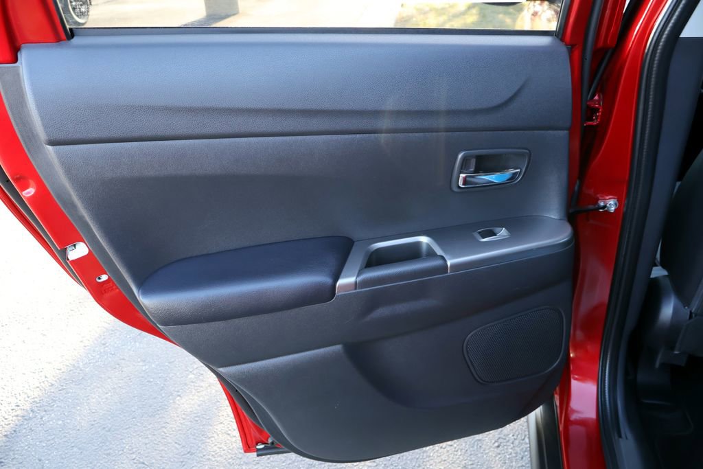 Used 2025 Mitsubishi Outlander Sport ES AWD/4WD image 24