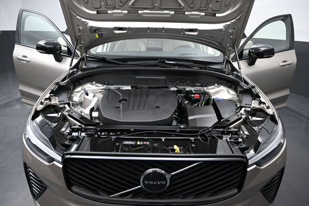 New 2026 Volvo XC60 B5 Ultra w/ Protection Package Premier AWD/4WD image 9