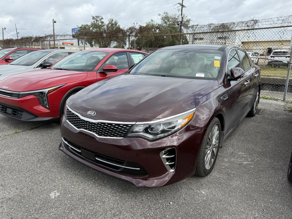 Used 2017 Kia Optima SX image 4