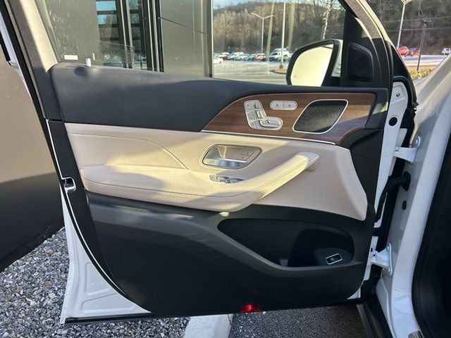 Certified 2025 Mercedes-Benz GLE 350 4MATIC image 9