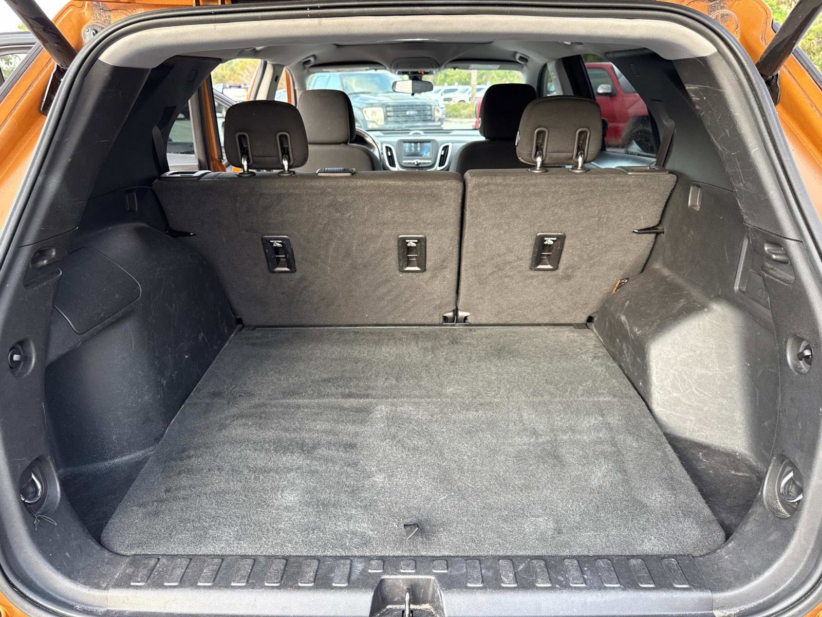 Used 2018 Chevrolet Equinox LT image 32