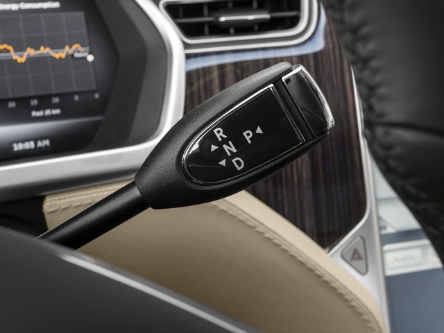 Used 2016 Tesla Model S 90D image 10