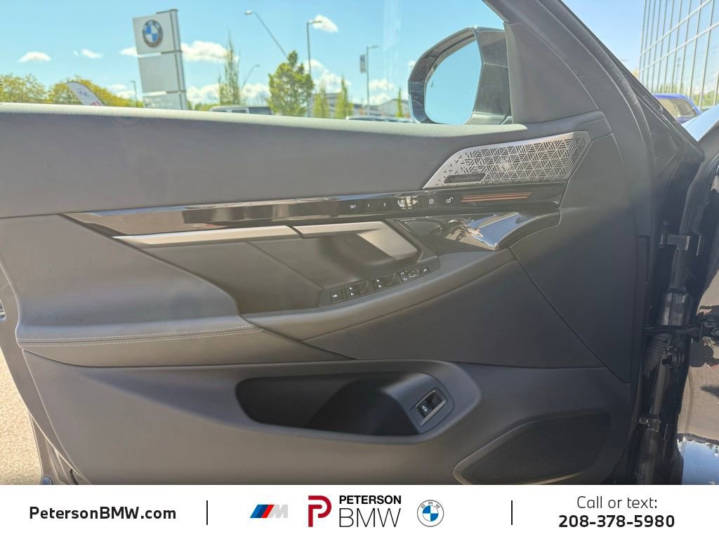 Certified 2025 BMW 530i xDrive AWD/4WD image 14