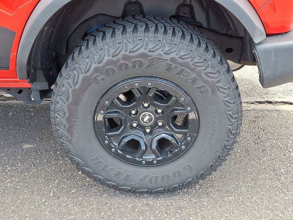 Used 2023 Ford Bronco Wildtrak image 7