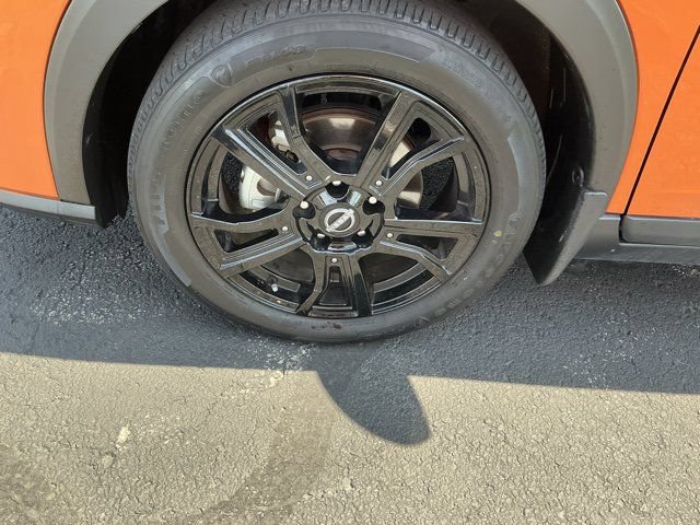 Used 2022 Nissan Kicks SV w/ Interior Electronics Package FWD image 11