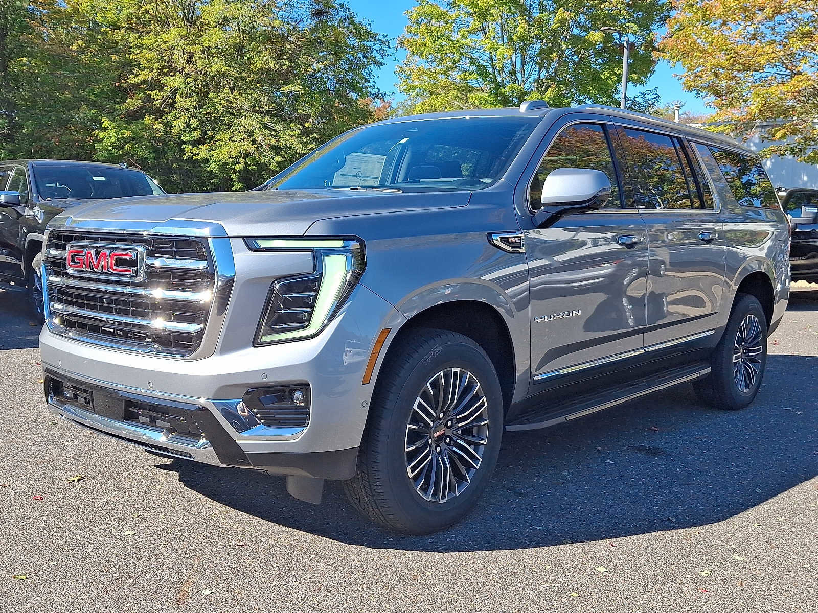 New 2026 GMC Yukon XL Elevation w/ Elevation Premium Package image 2