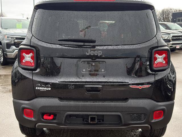 Used 2022 Jeep Renegade Trailhawk w/ Trailer Tow Group AWD/4WD image 7