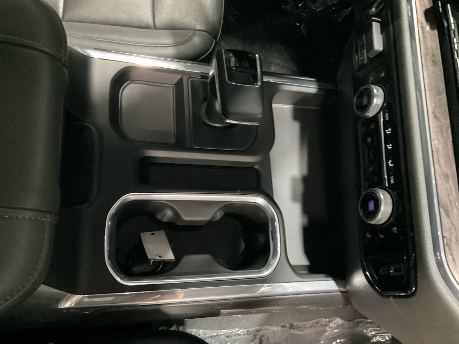 Used 2023 Chevrolet Silverado 1500 LTZ AWD/4WD image 21