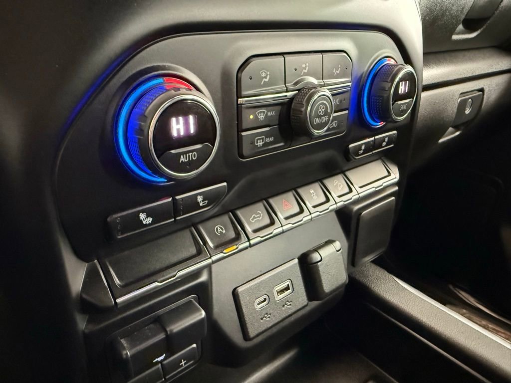 Used 2021 Chevrolet Silverado 1500 RST image 26