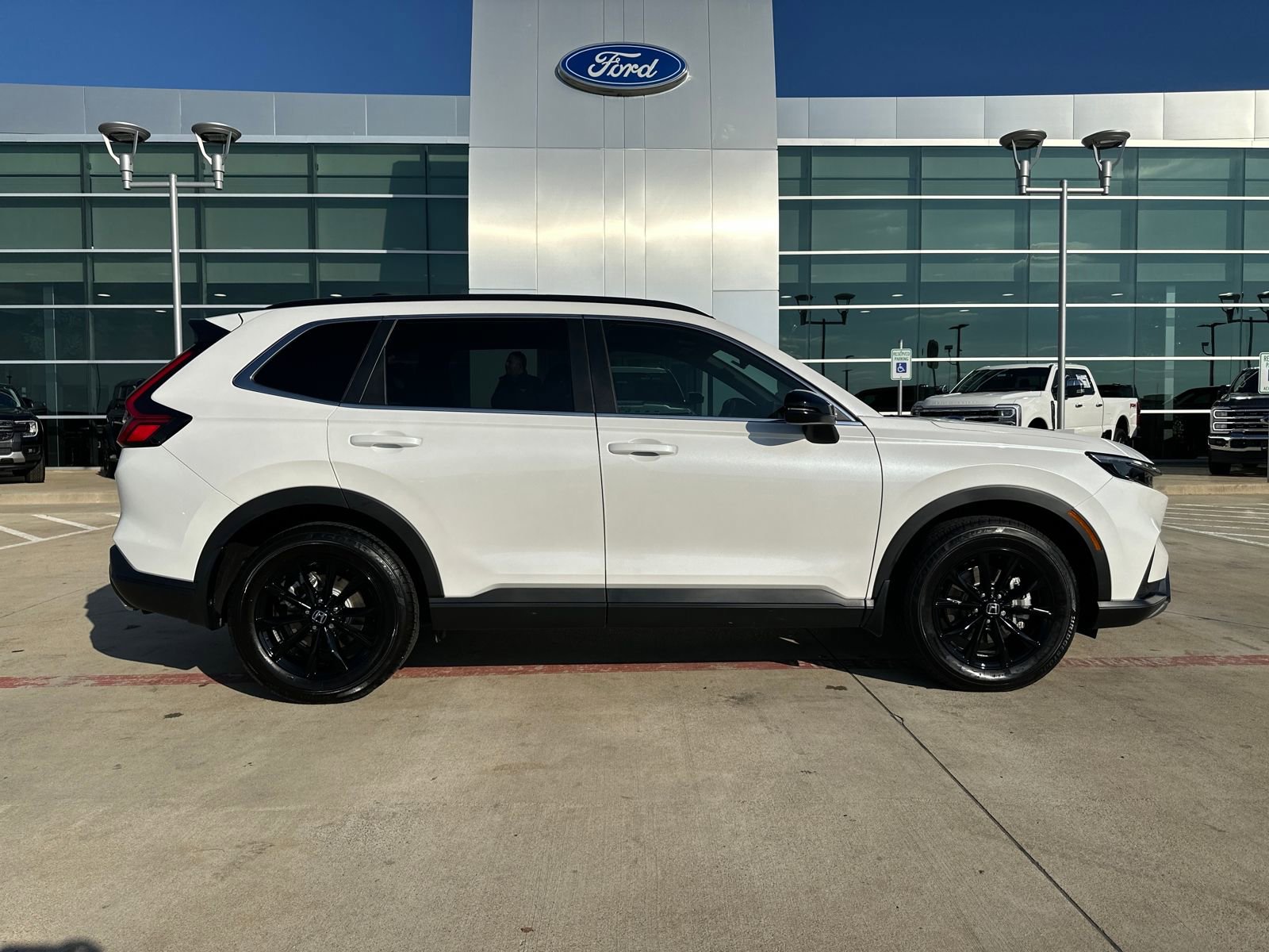 Used 2025 Honda CR-V Sport-L image 6