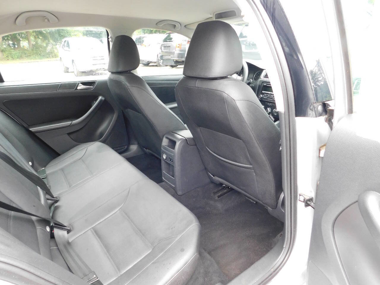 Used 2012 Volkswagen Jetta SE image 14