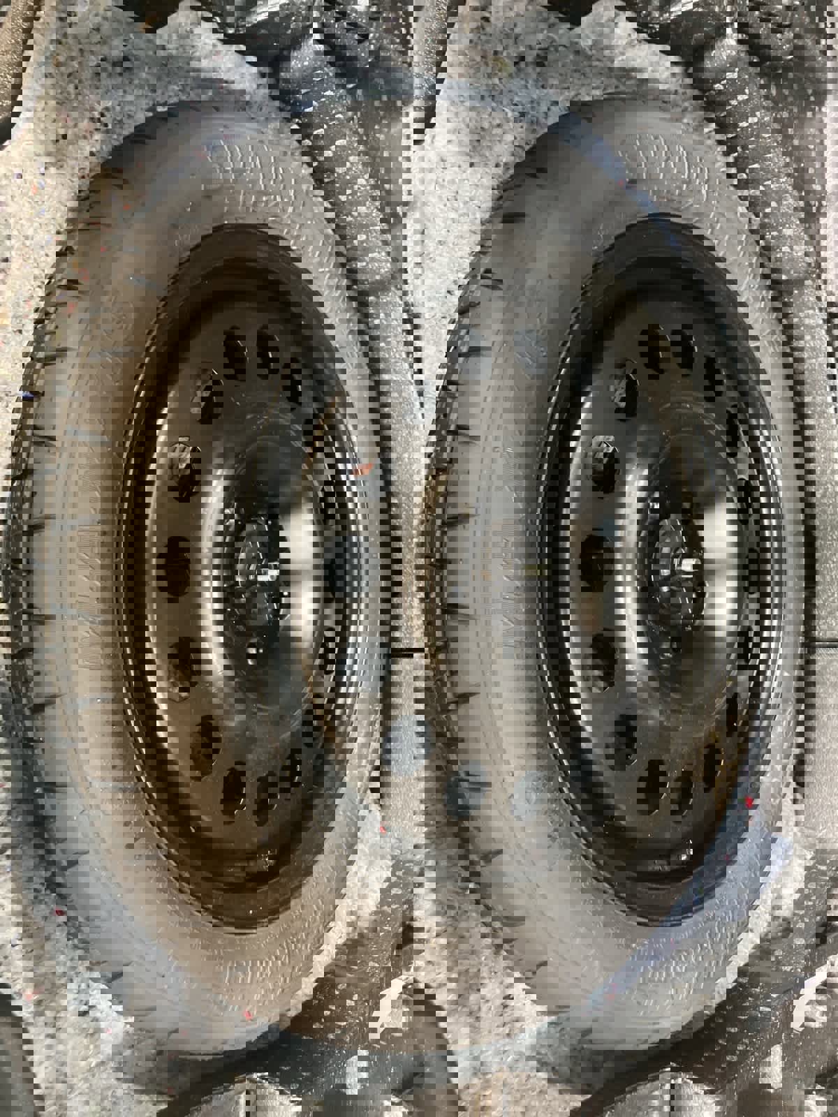 Used 2024 Ford Escape Platinum image 33