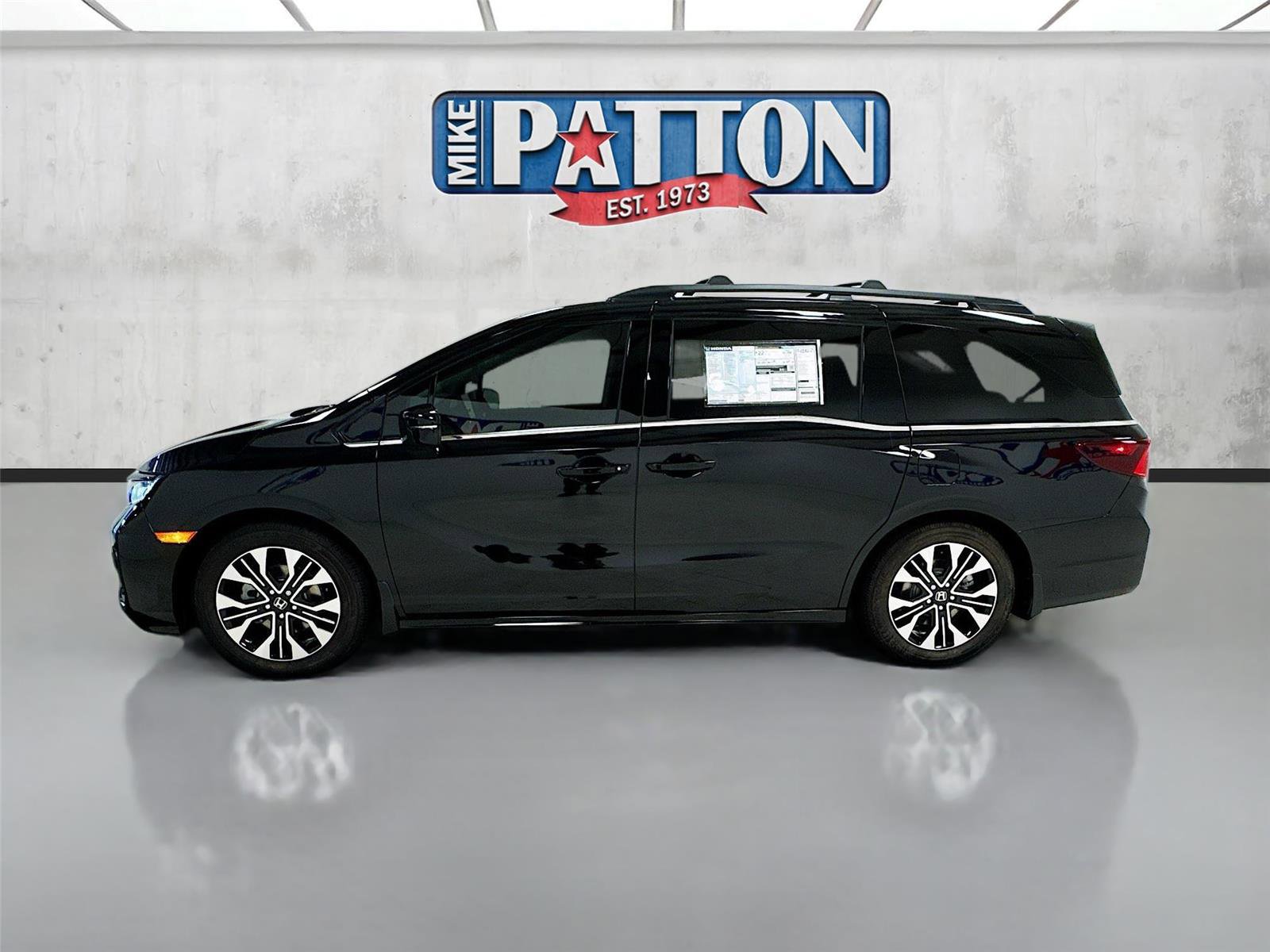 New 2026 Honda Odyssey Elite image 4