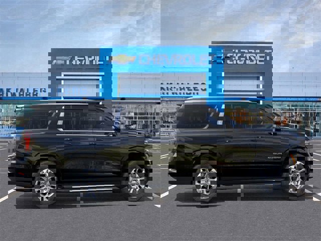 New 2026 Chevrolet Suburban LS image 5