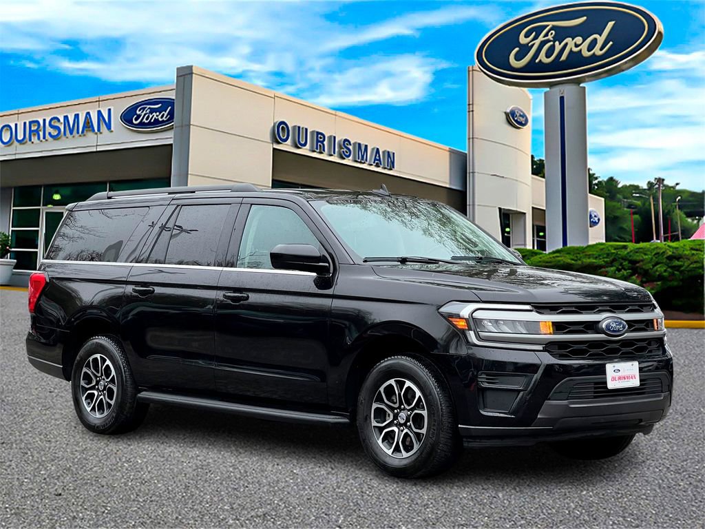 Used 2024 Ford Expedition Max XLT image 1