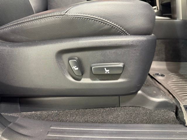 Used 2023 Toyota 4Runner Limited image 30