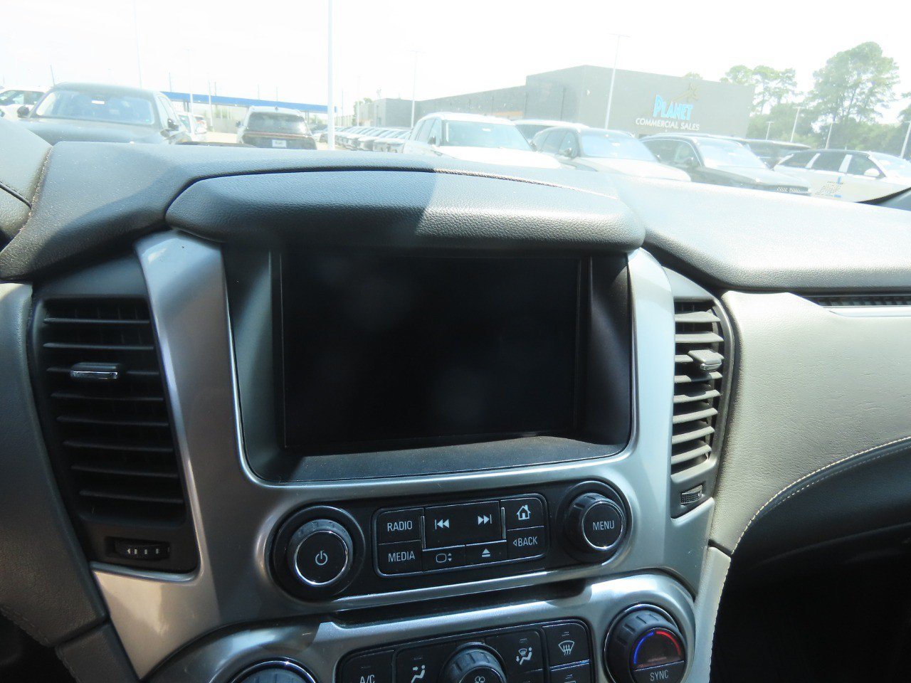 Used 2015 Chevrolet Tahoe LT RWD image 25