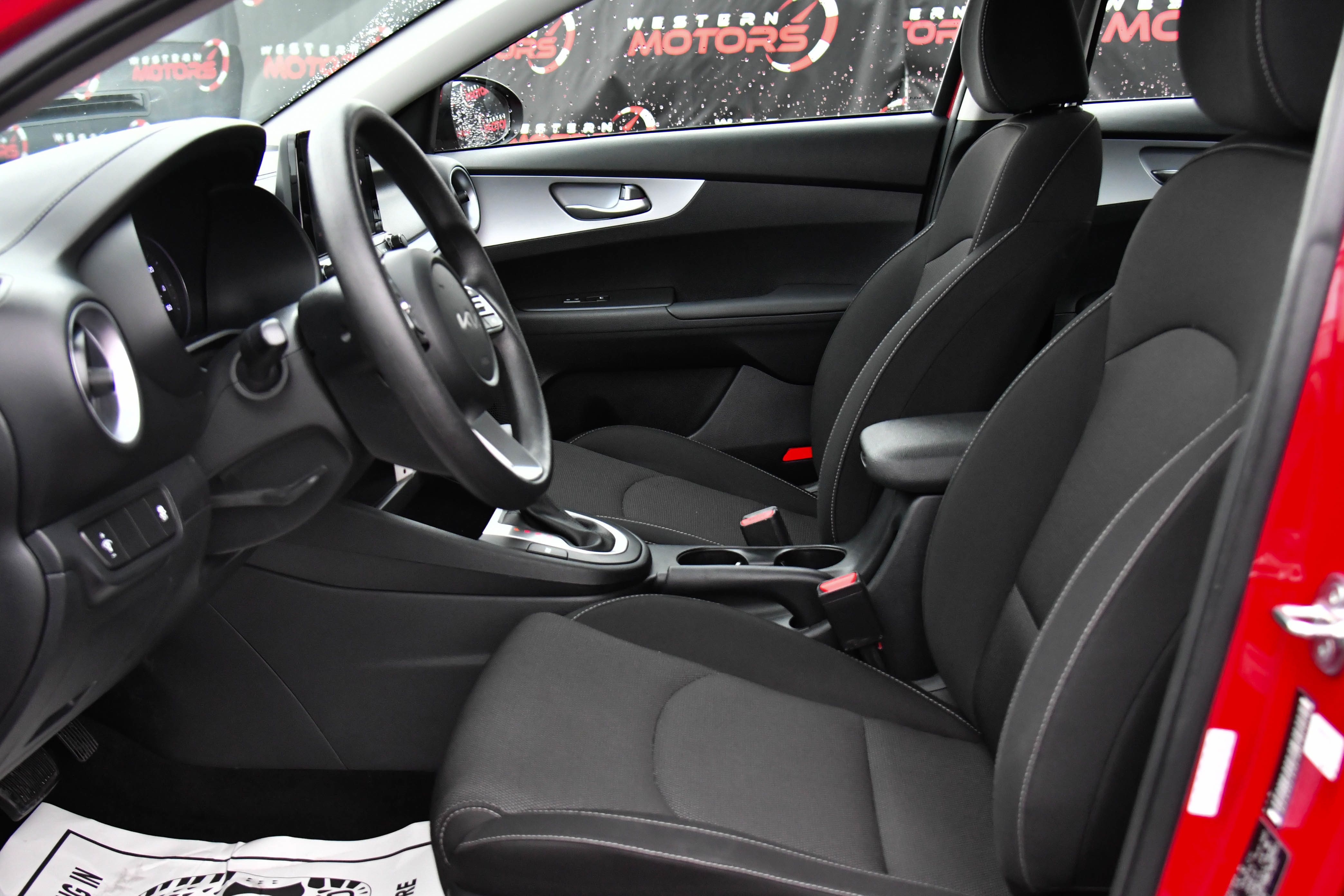 Used 2024 Kia Forte LXS image 16