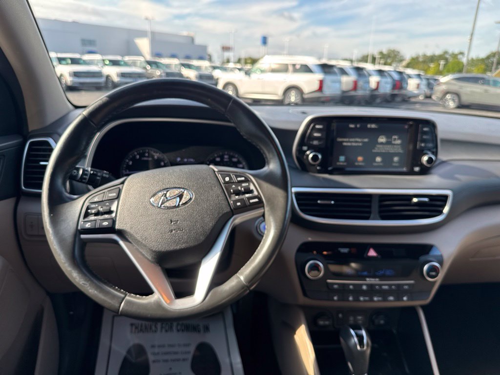Certified 2021 Hyundai Tucson Limited w/ Cargo Package AWD/4WD image 27