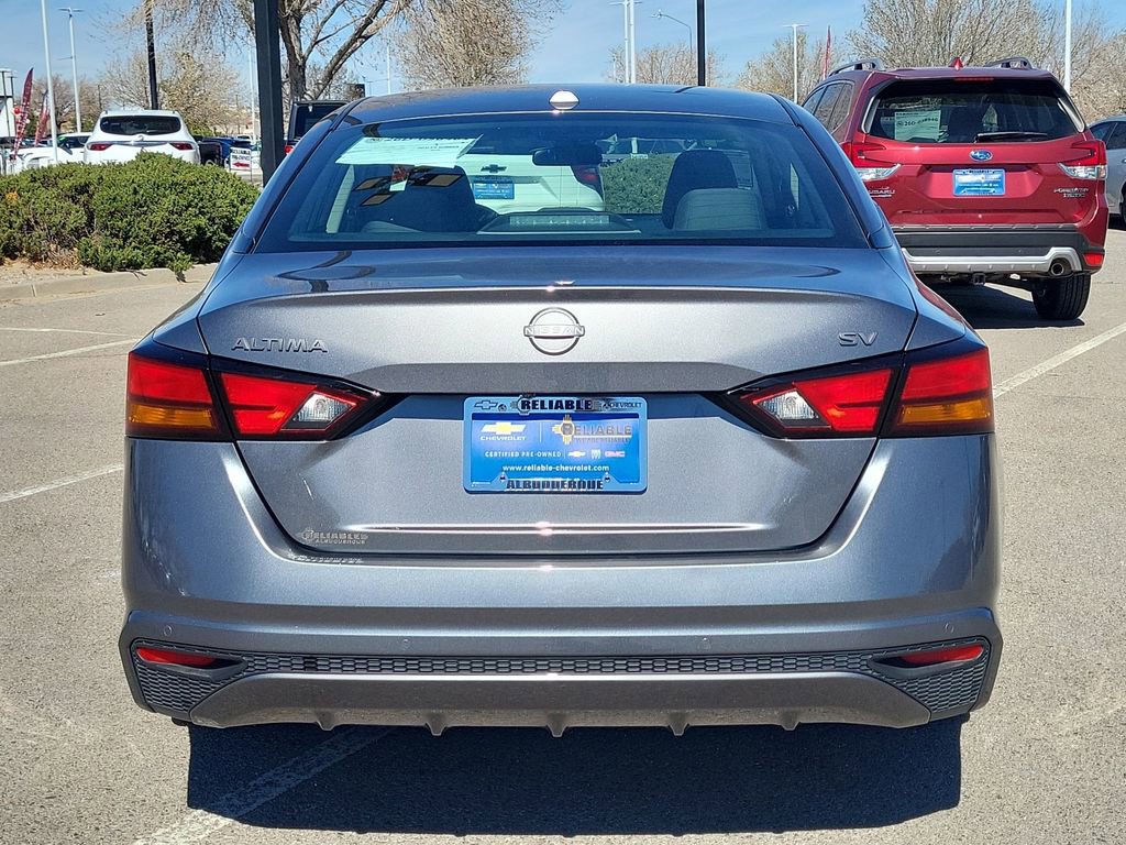 Used 2024 Nissan Altima 2.5 SV image 10