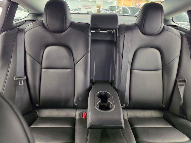 Used 2019 Tesla Model 3 Mid Range RWD image 31
