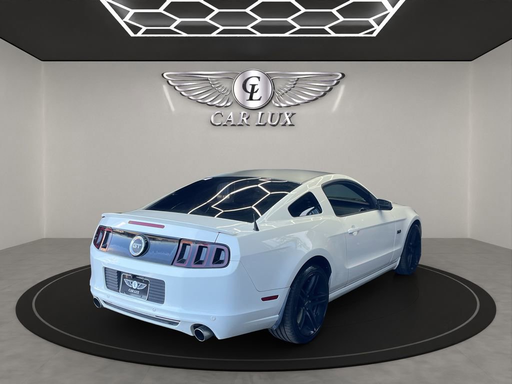 Used 2013 Ford Mustang GT RWD image 6