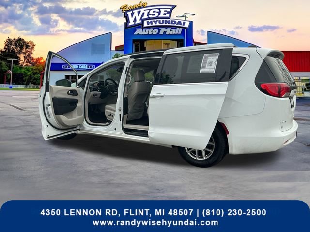 Used 2021 Chrysler Voyager Lxi FWD image 28