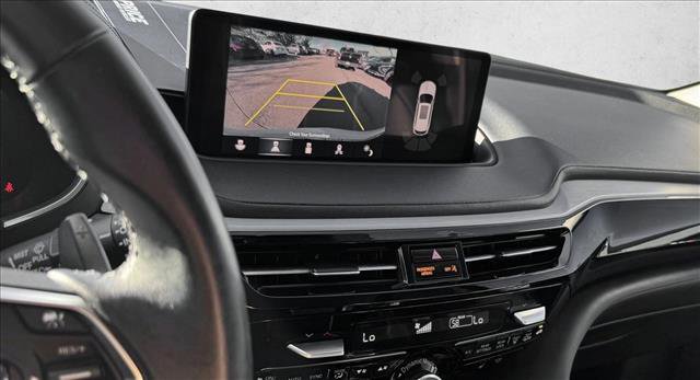 Used 2024 Acura MDX SH-AWD w/ Technology Package image 15