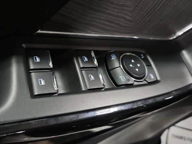 Used 2024 Ford F150 Lightning Platinum image 13