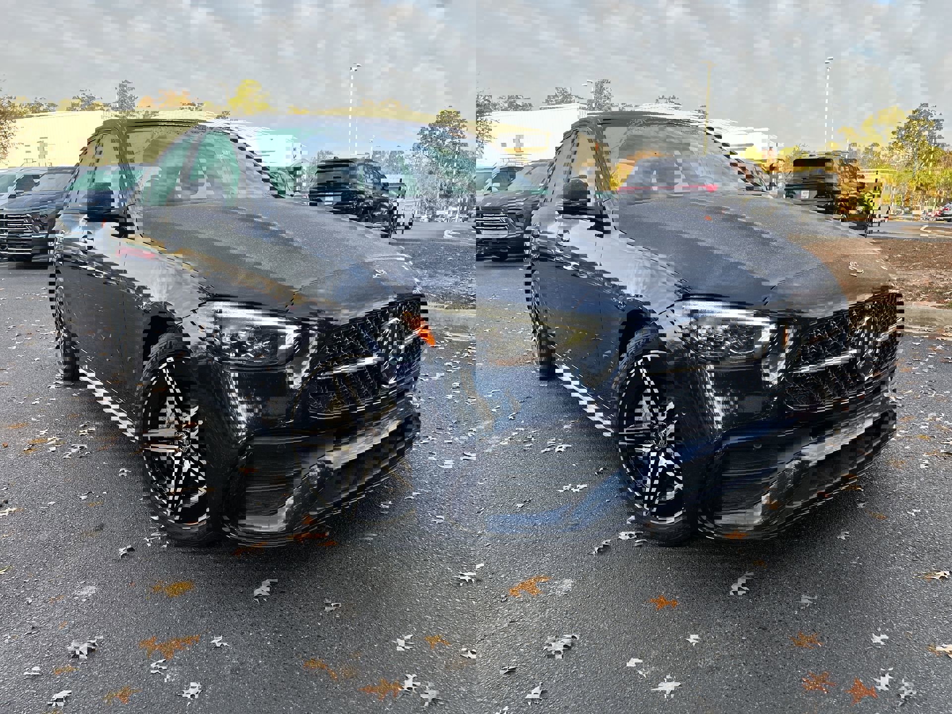 Used 2023 Mercedes-Benz C 300 Sedan image 2