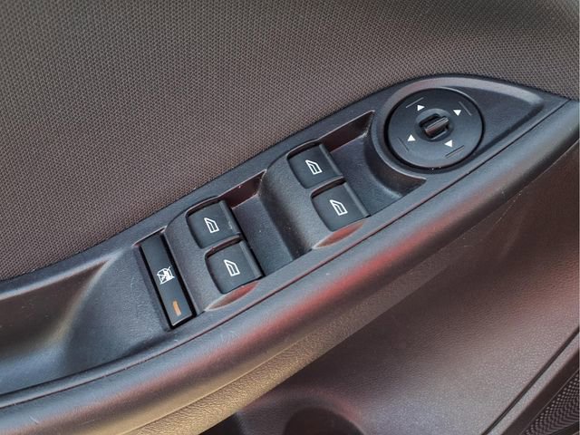 Used 2015 Ford Focus SE image 17