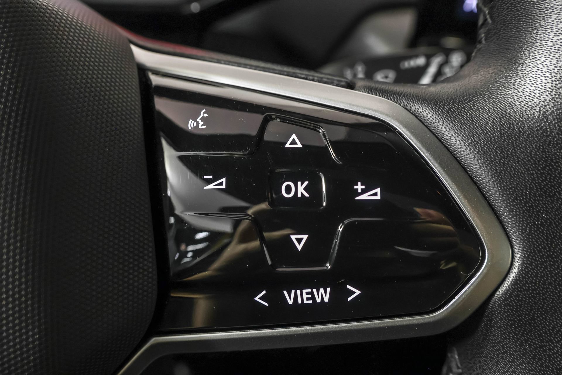 Used 2023 Volkswagen ID.4 Pro S image 28