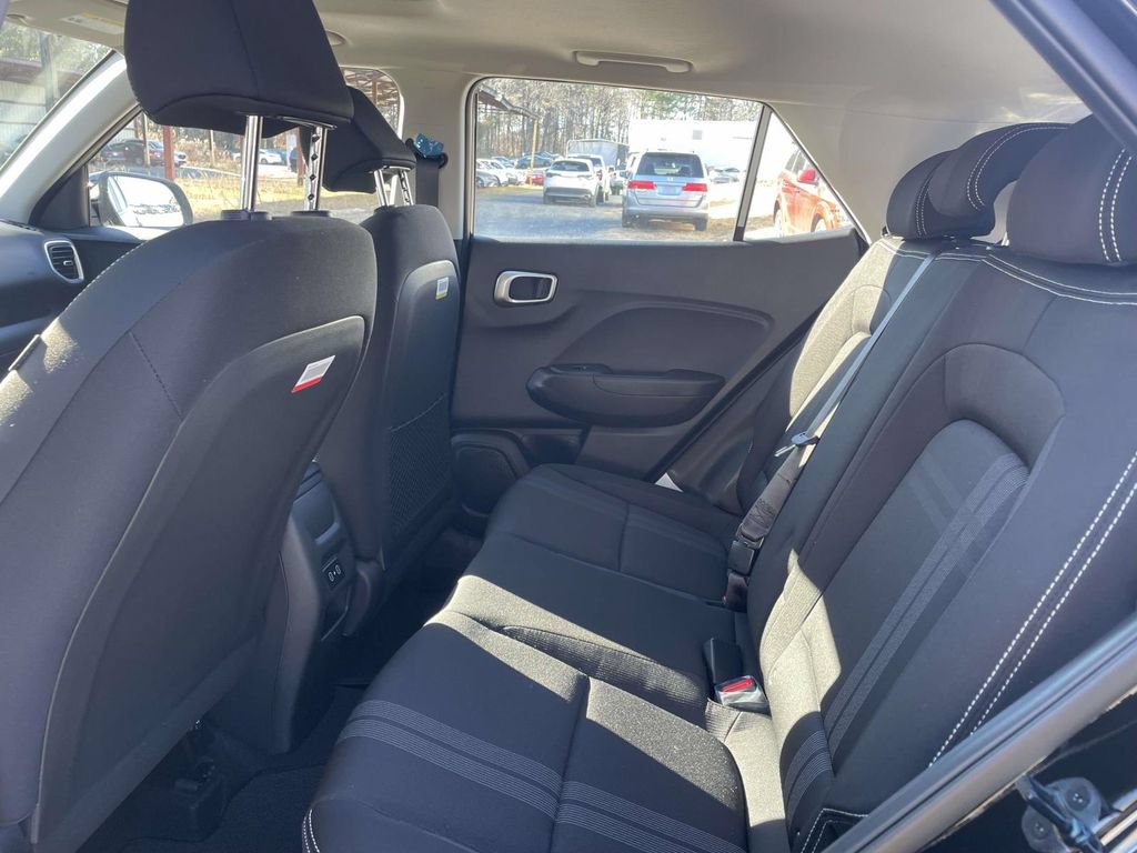 New 2026 Hyundai Venue SEL FWD image 10