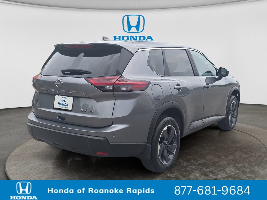 Used 2024 Nissan Rogue SV AWD/4WD image 5