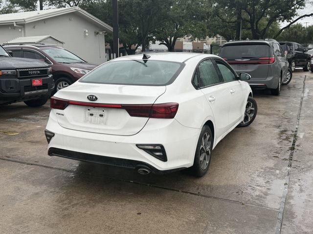 Used 2020 Kia Forte LXS FWD image 5