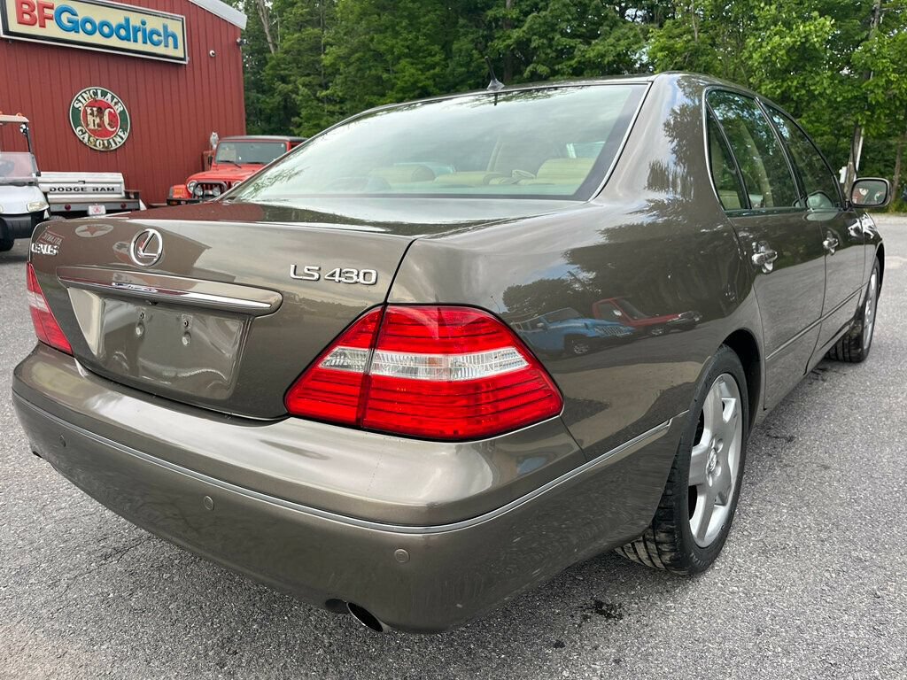 Used 2006 Lexus LS 430 RWD image 3