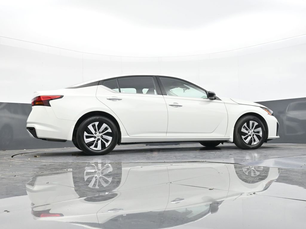 Used 2024 Nissan Altima 2.5 S image 41