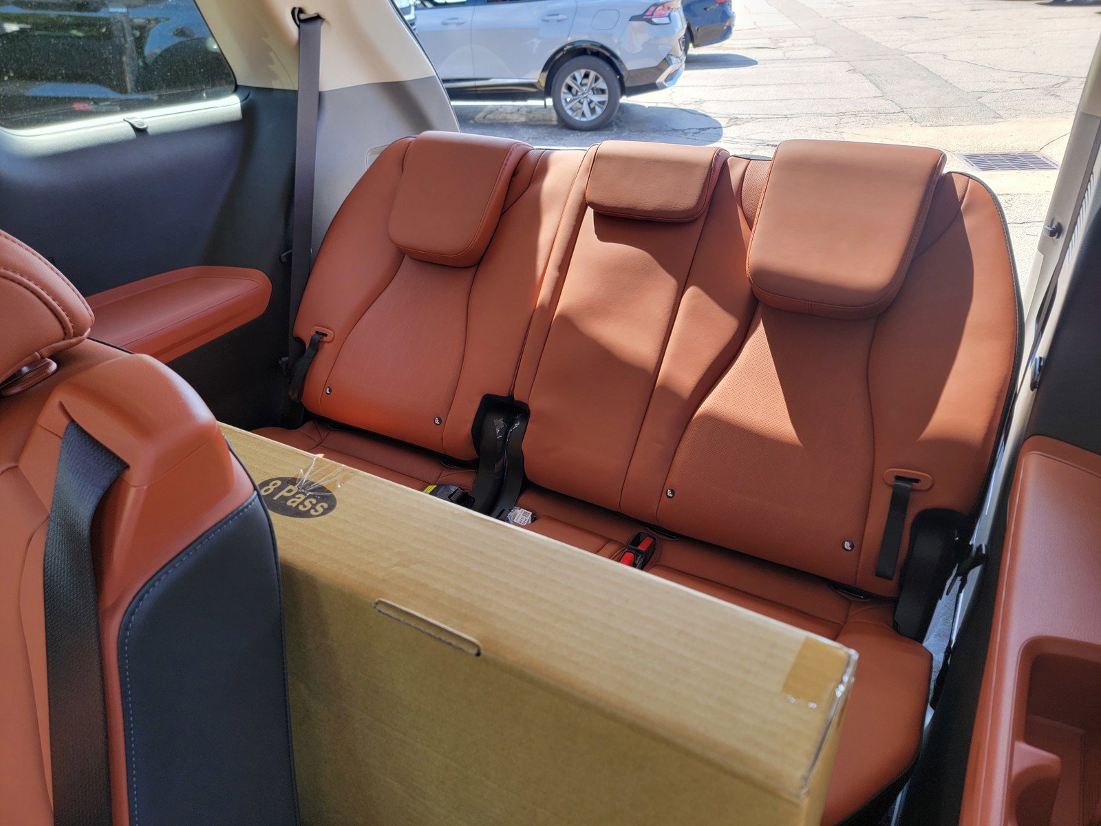 New 2026 Kia Carnival EX image 16