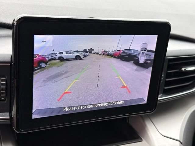 Used 2023 Ford Explorer XLT w/ Equipment Group 202A RWD image 26