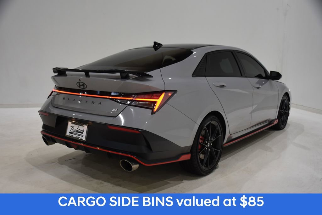 Used 2025 Hyundai Elantra N Base image 4