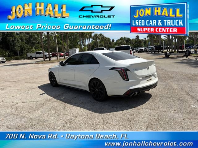 Used 2022 Cadillac CT4 V w/ Technology Package image 8