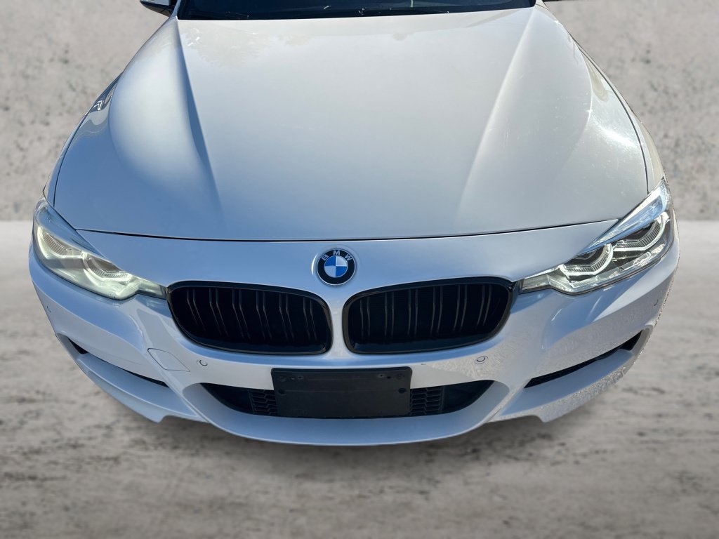 Used 2017 BMW 330i xDrive Sedan AWD/4WD image 13