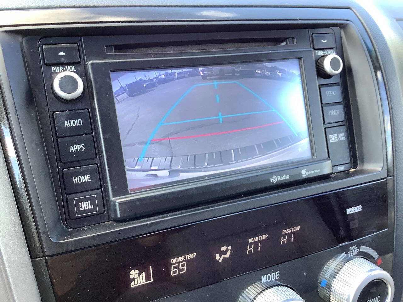 Used 2015 Toyota Sequoia Limited AWD/4WD image 63