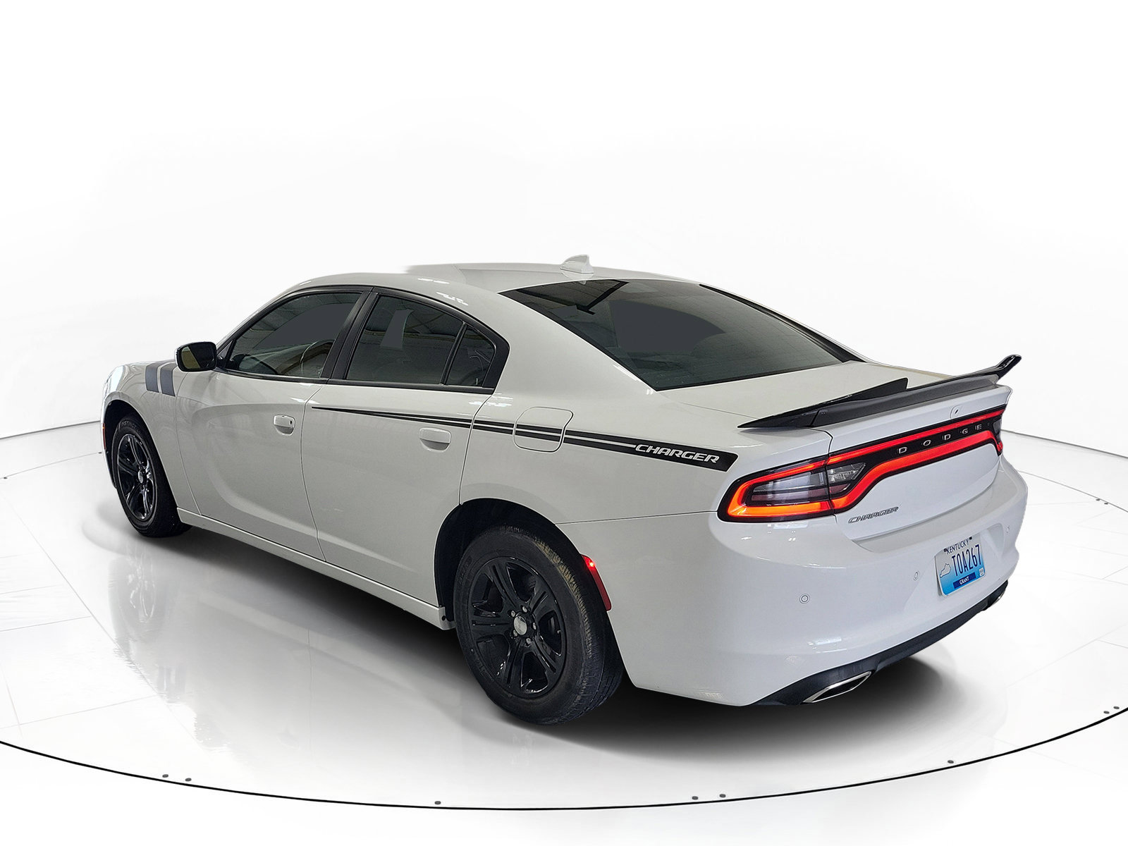 Used 2023 Dodge Charger SXT RWD image 4