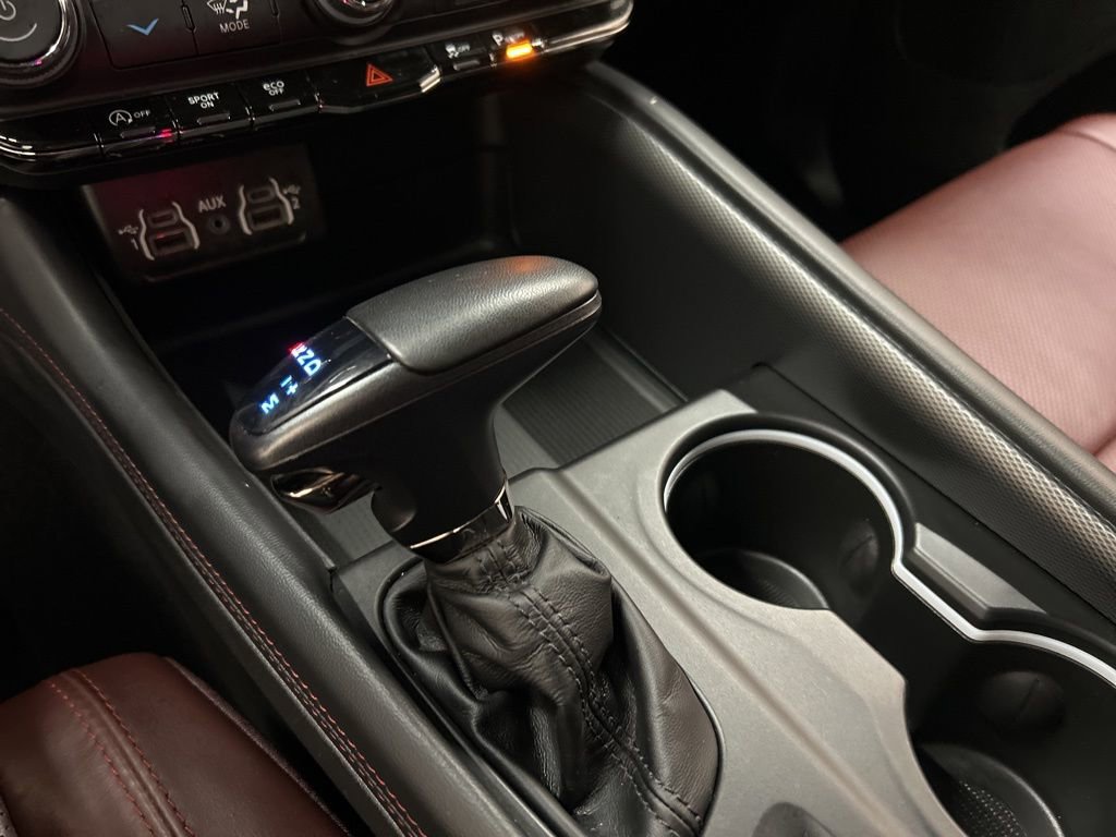 Used 2024 Dodge Durango GT image 25